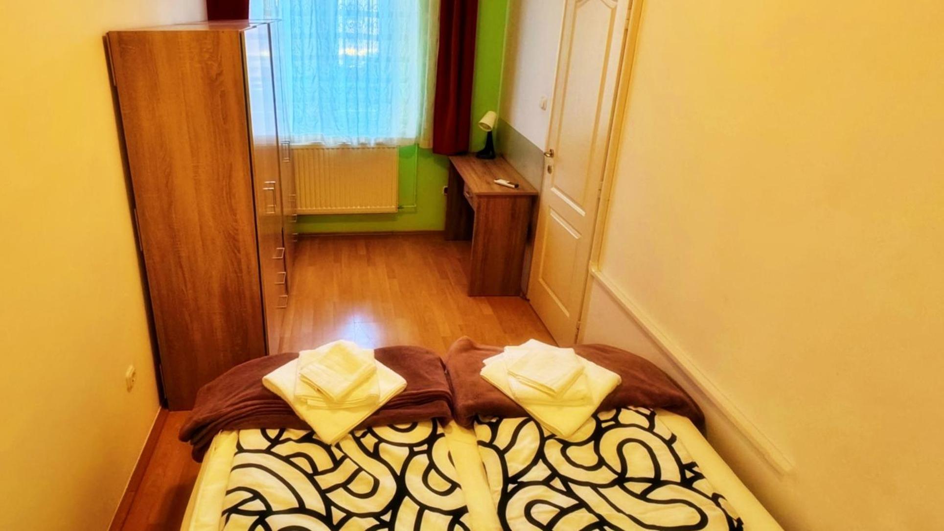 Hostel Bebudgetrooms *