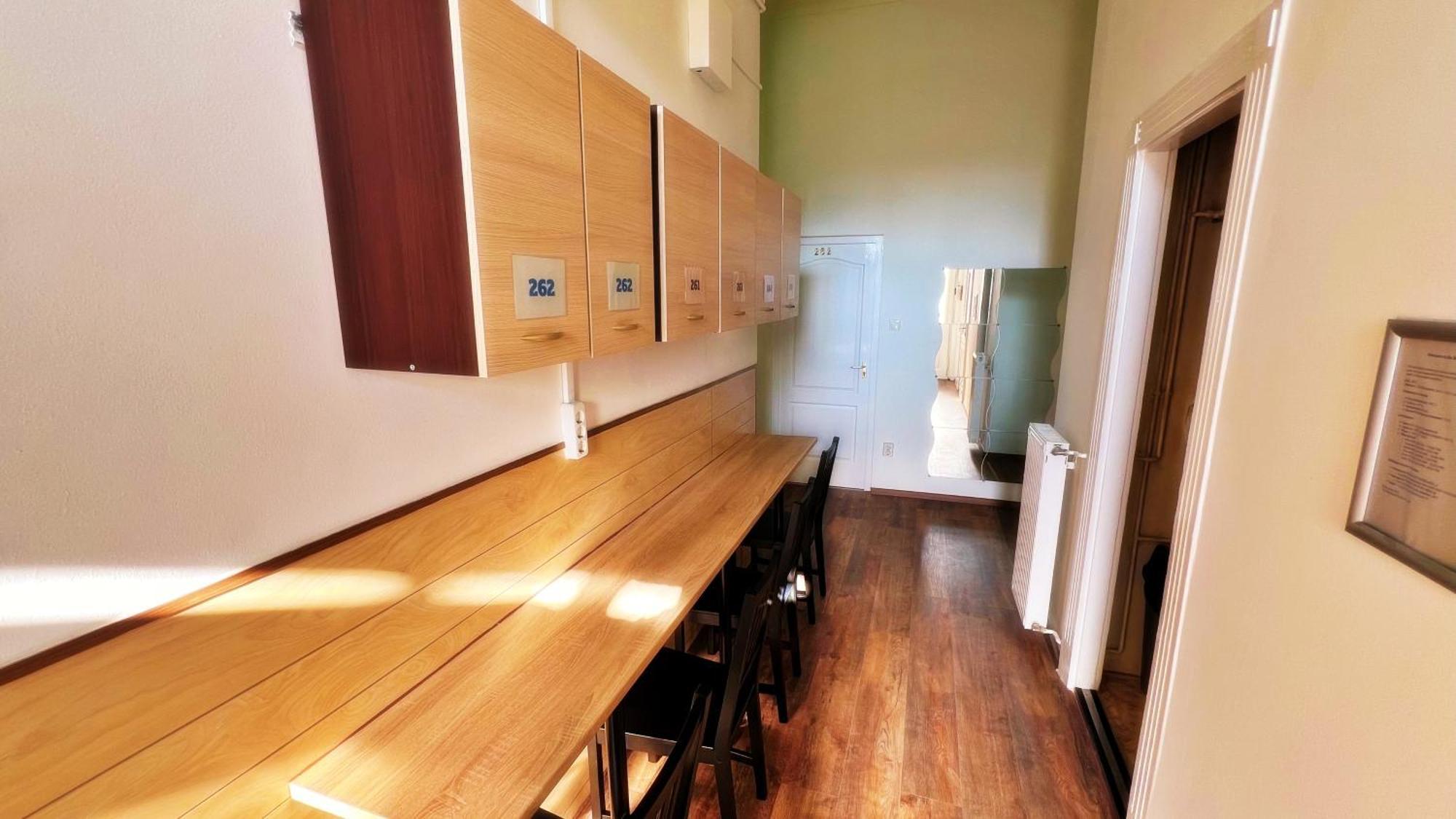 Hostel Bebudgetrooms *