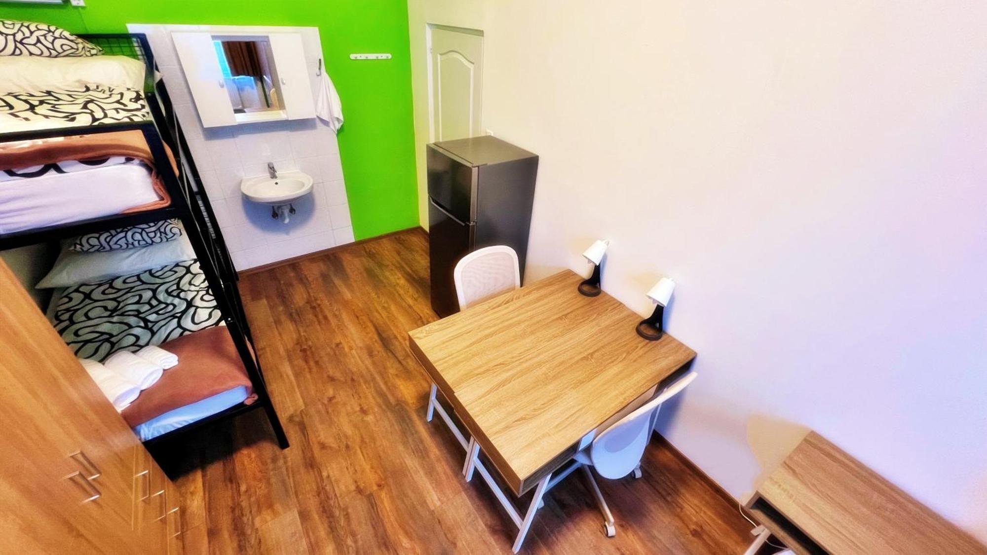 Hostel Bebudgetrooms *