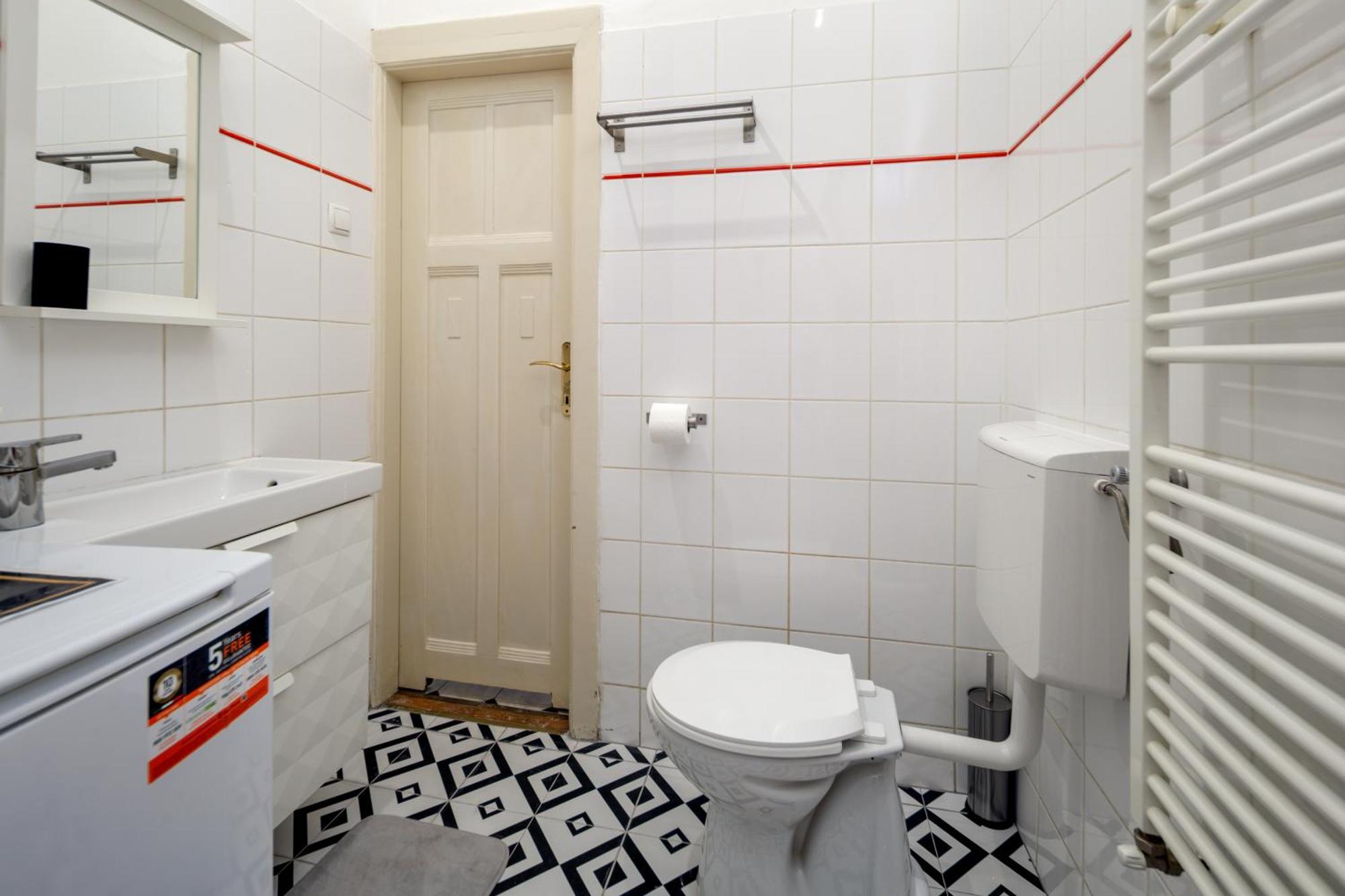 Kazincy -szimpla Kert 1br Apartman Budapest
