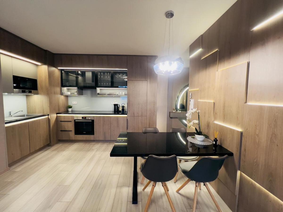 Apartamento Karzo Lu 201 Freegarage