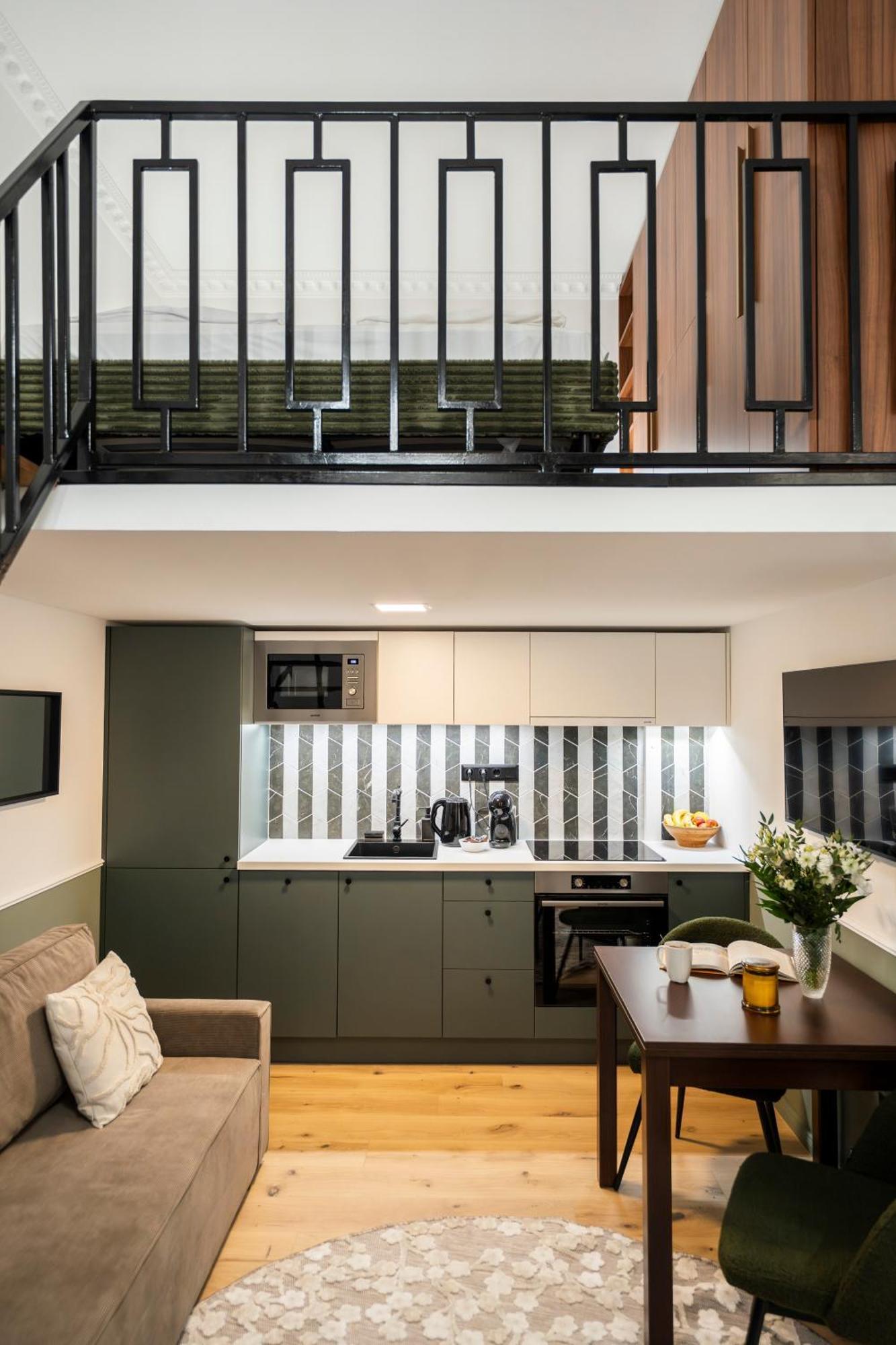 Garden Retreat For Two! Brand New I Apartment *