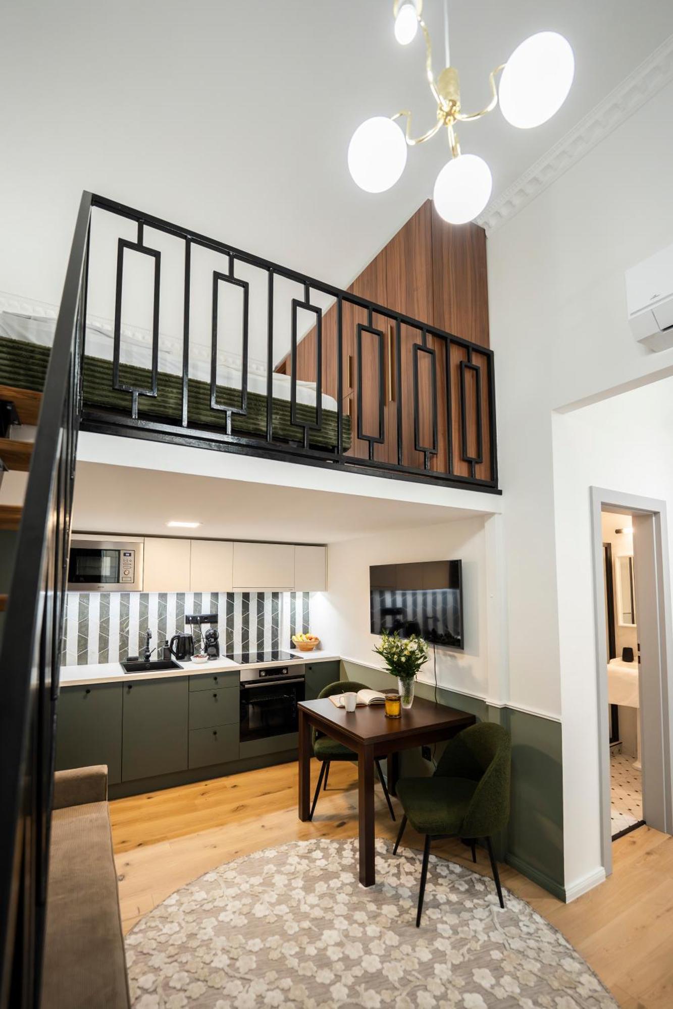 Garden Retreat For Two! Brand New I Budapest