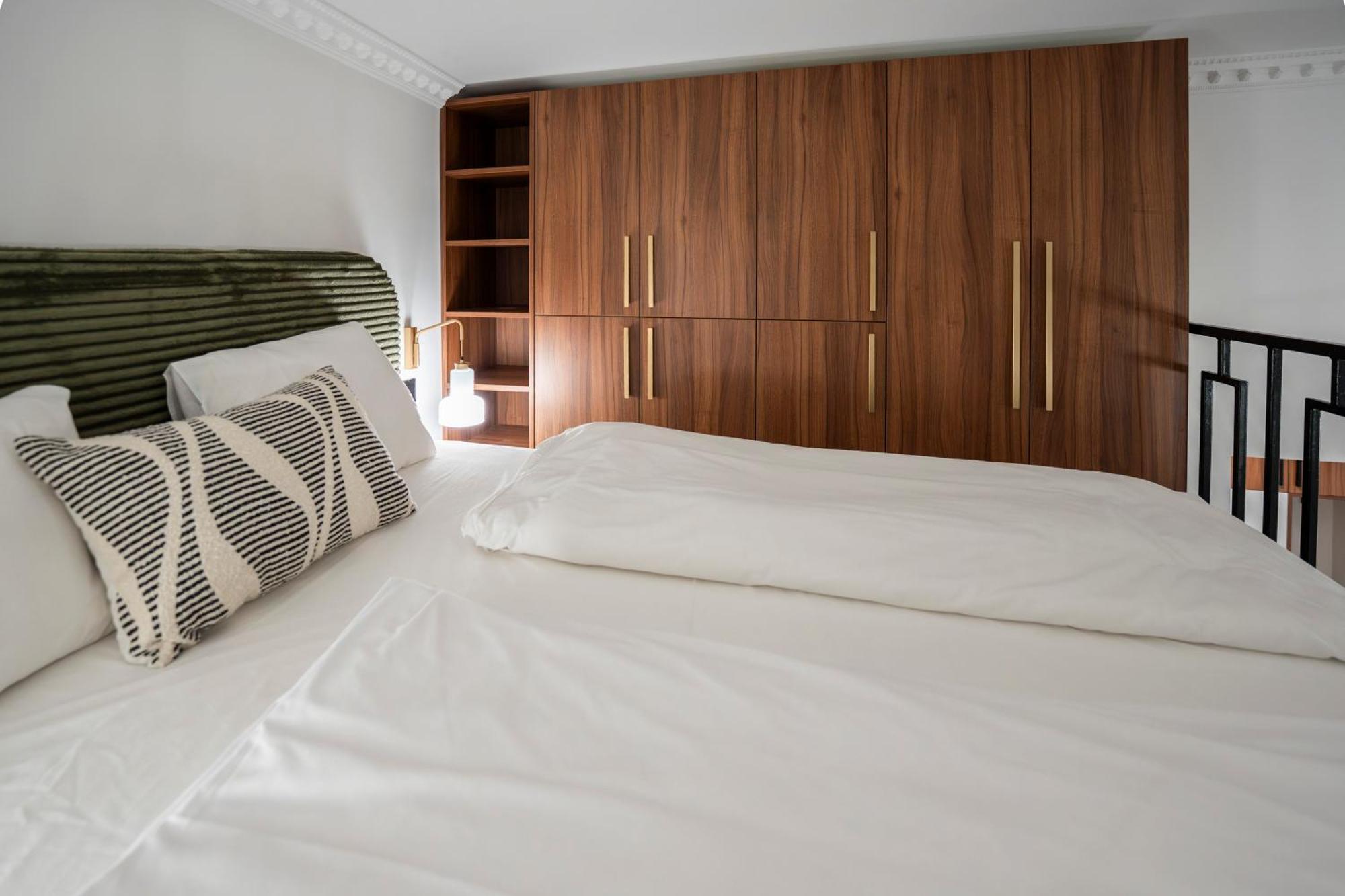 Garden Retreat For Two! Brand New I Apartment