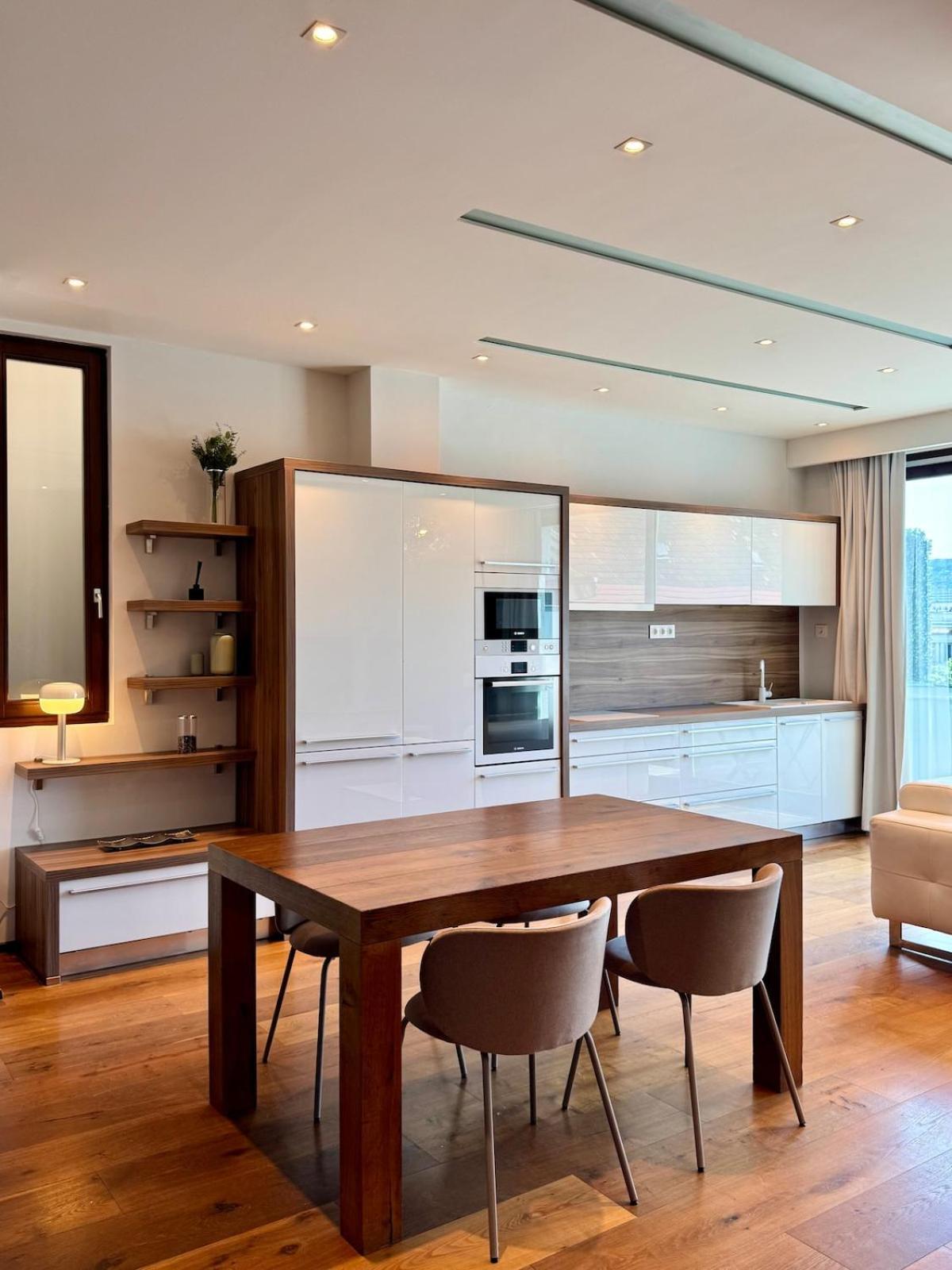 Lejlighed Panoramic Views - Luxury Downtown Budapest