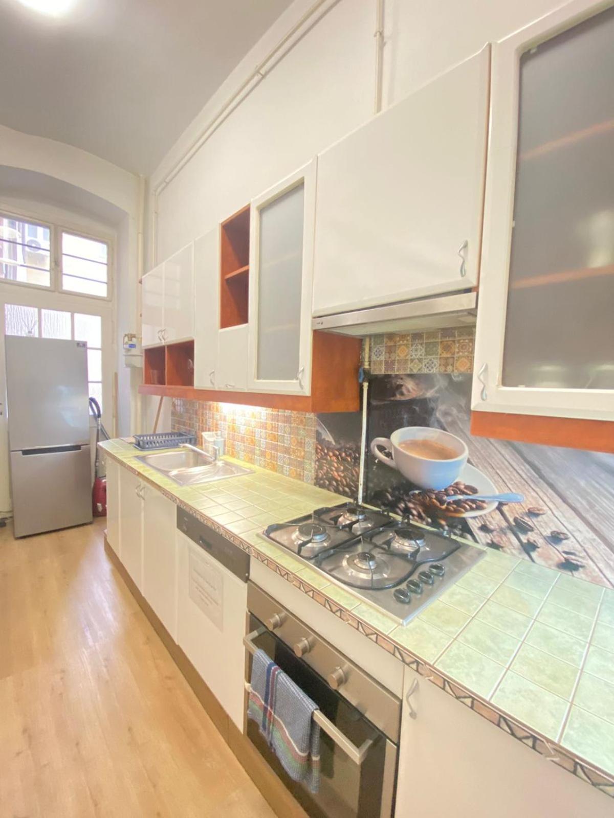 Park Danubes View Market Apartment