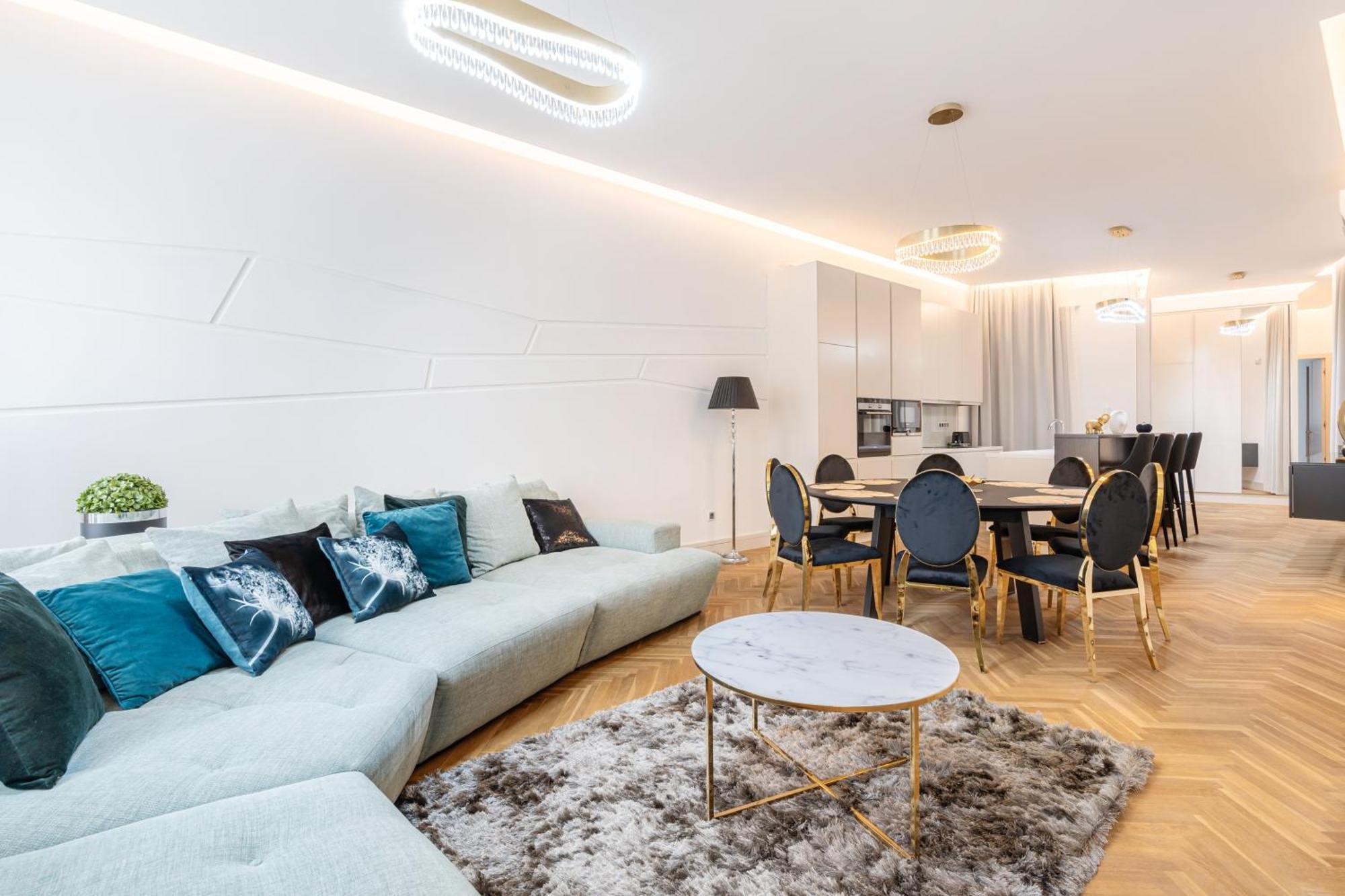 Appartement Four Bedrooms Luxury Design Apartment At Fashion Street