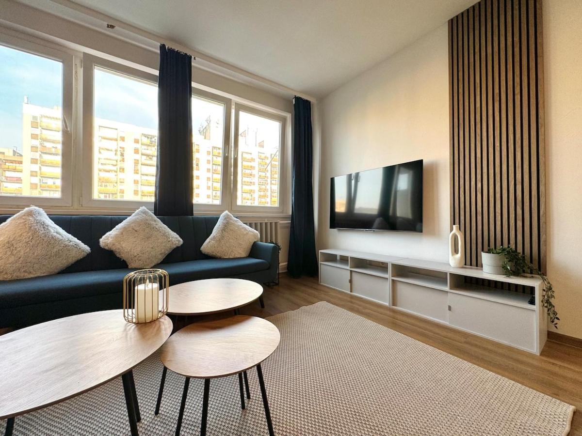 Apartment Szigony - Spacious Budapest