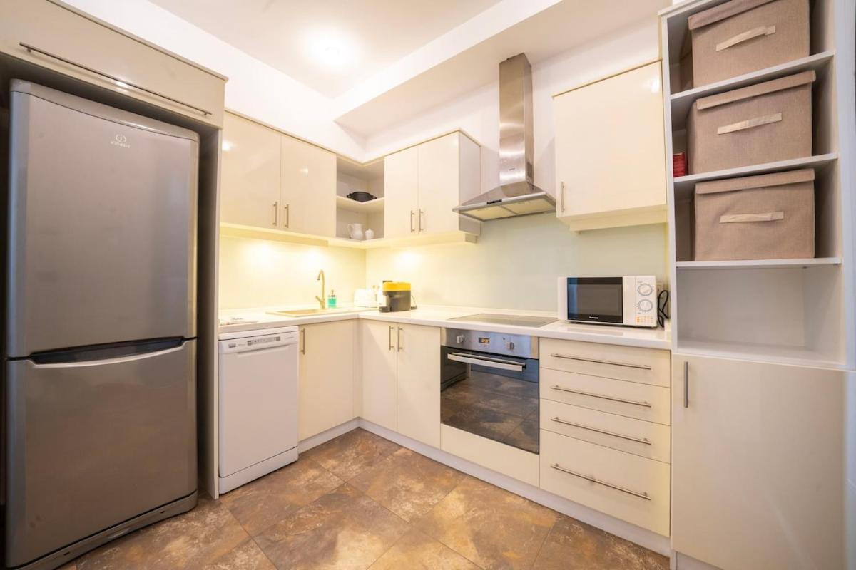 Prime Elegance On Andrassy Str 41 Budapest