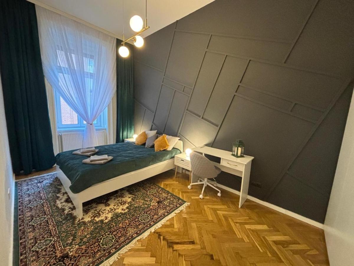 Premium Quiet 2br Brand New Flat In The Heart Of The *