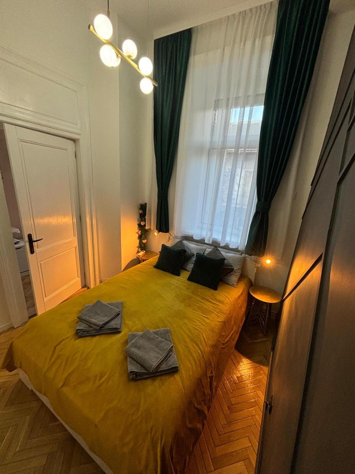 Apartman Premium Quiet 2br Brand New Flat In The Heart Of The *