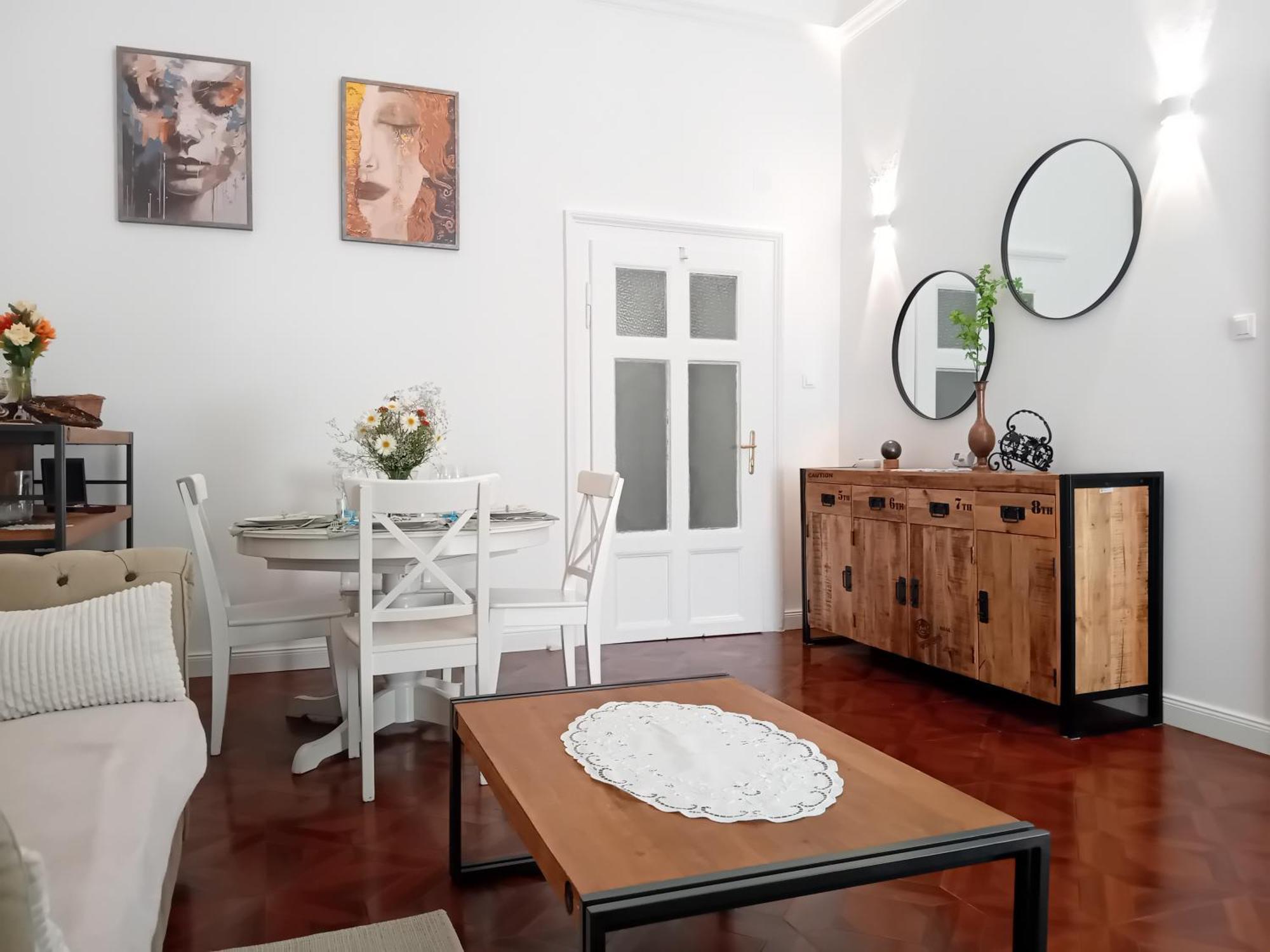 Chic Cozy Quiet Deluxe Citycenter In Astoria With Ac