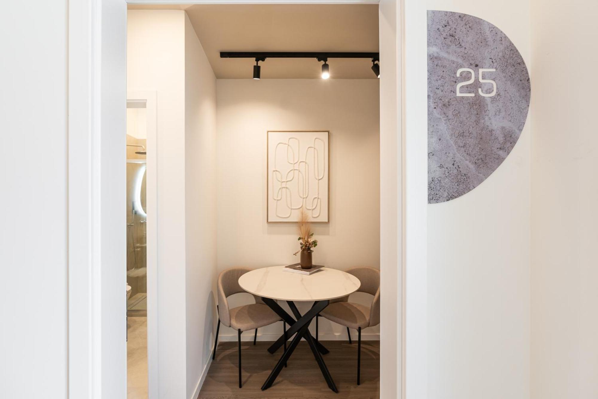 Oasis Luxe Boutique By Bqa *