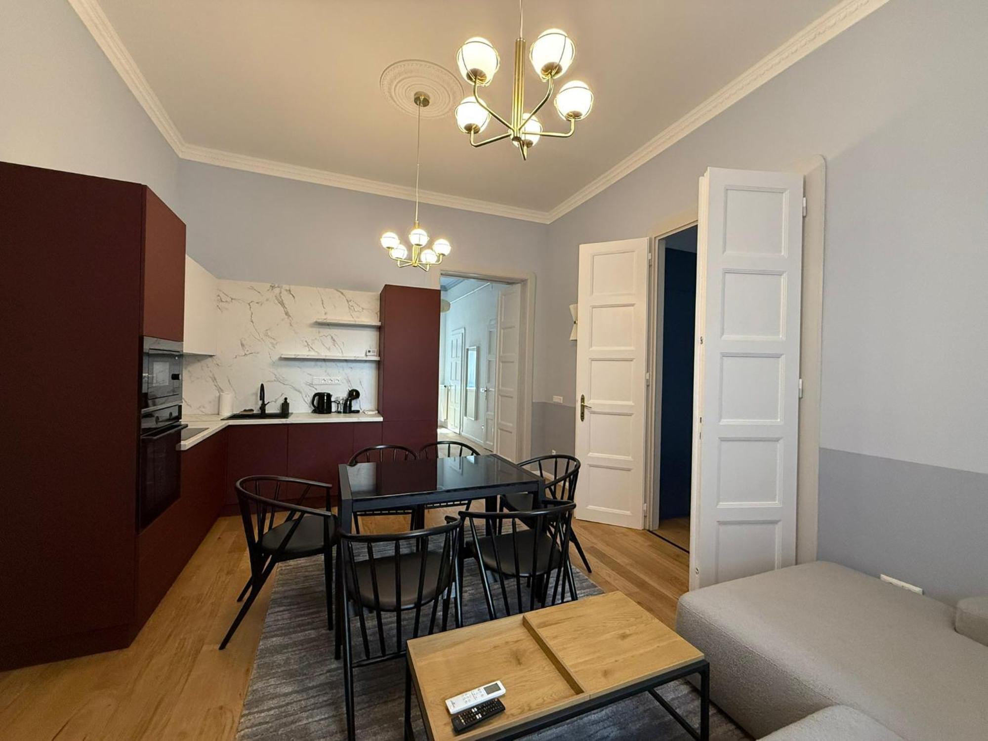 3br Modern For 8 Brand New Apartment *