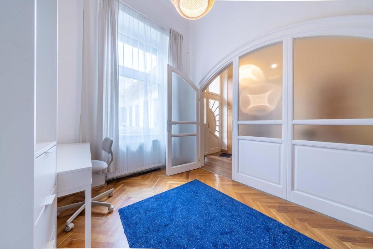 Sassoon - 2-bedroom Elegant Airy At Deak Ter Apartment