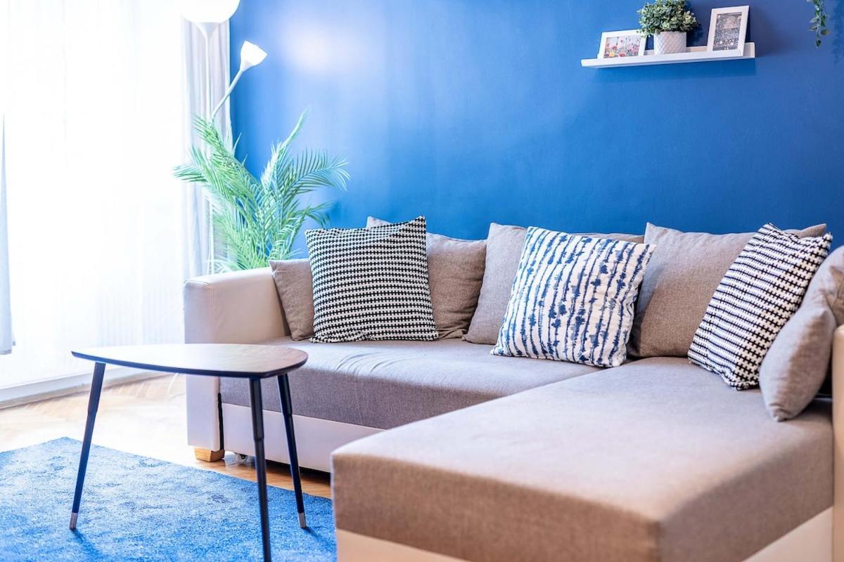 Sassoon - 2-bedroom Elegant Airy At Deak Ter Apartment Budapest