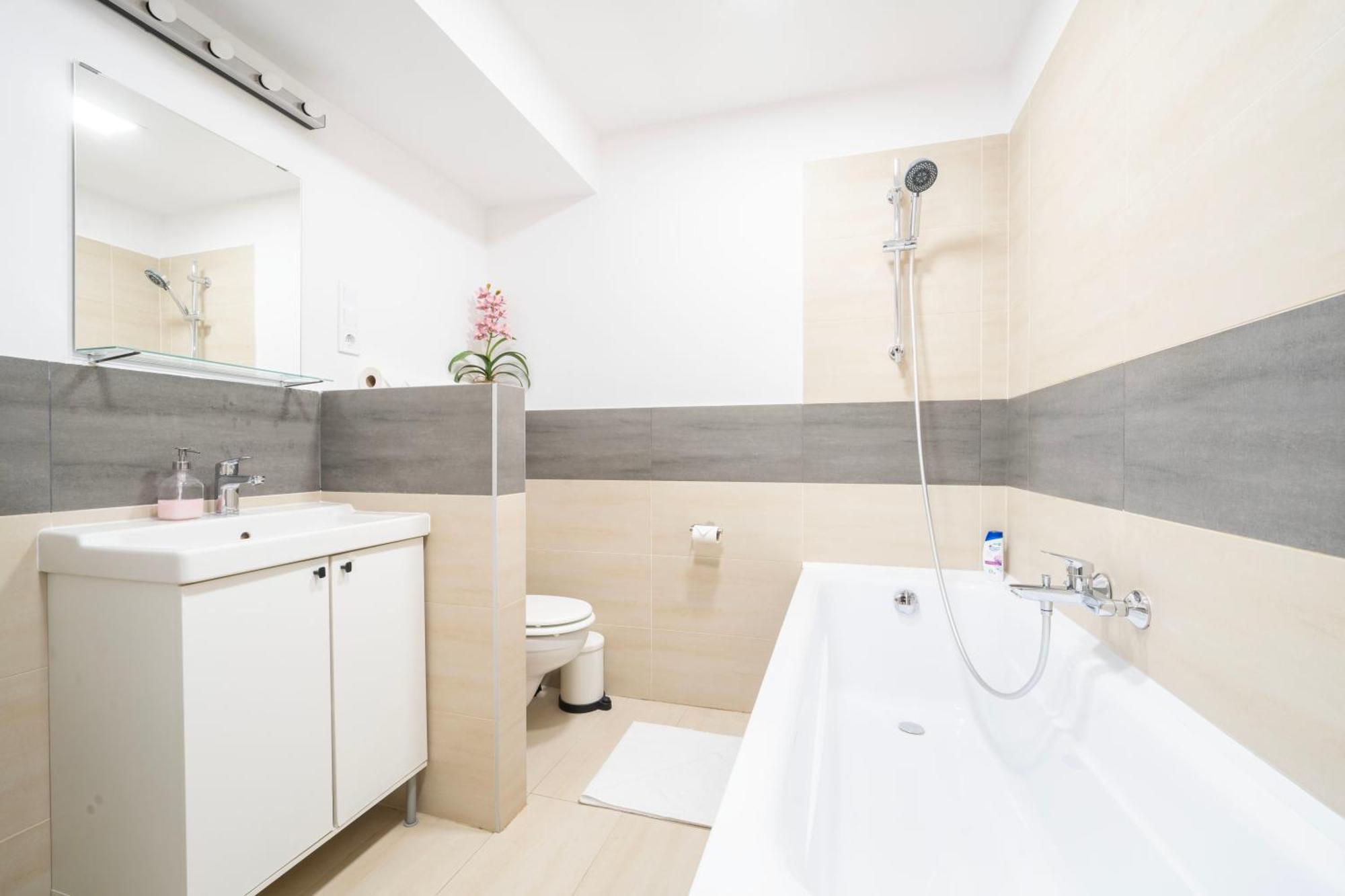 Apartment Park Harmony Duplex - Near Heroes' Square