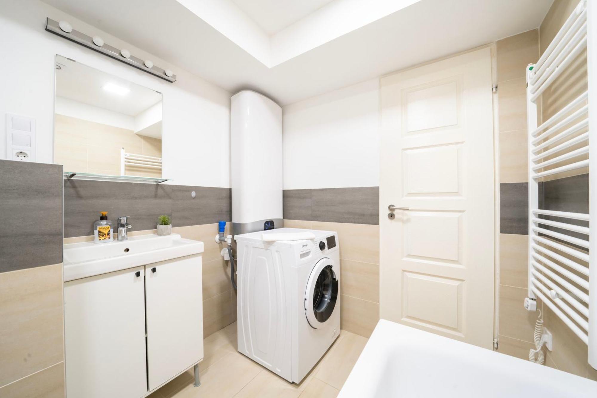Park Harmony Studio- Near Heroes' Square * Budapest