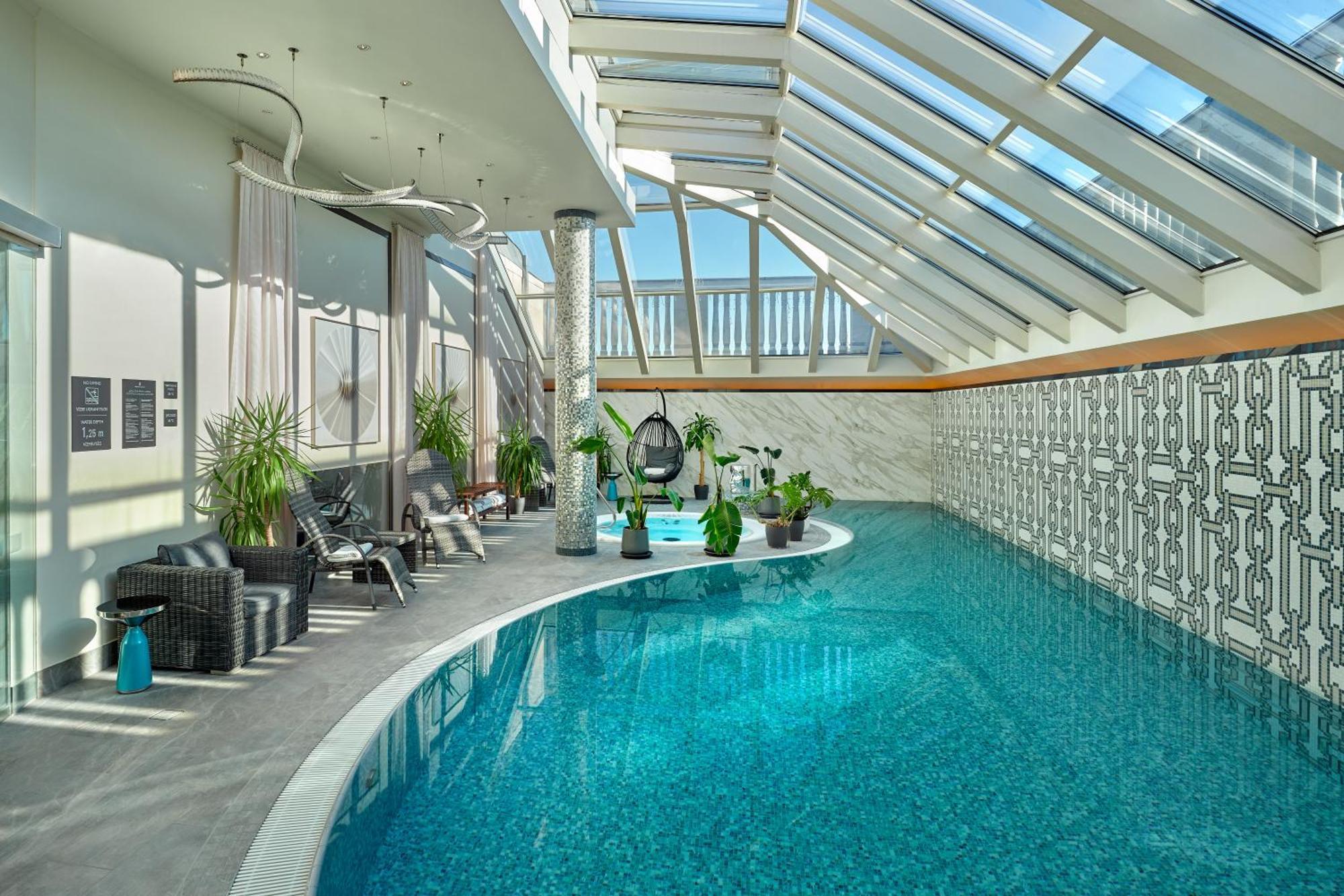 Al Habtoor Palace Budapest, Preferred & 5* Budapest
