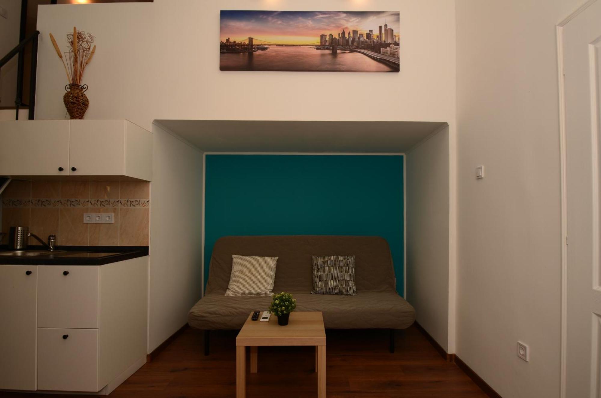 Jozsef Krt 3 Apartment - Near Corvin Apartment
