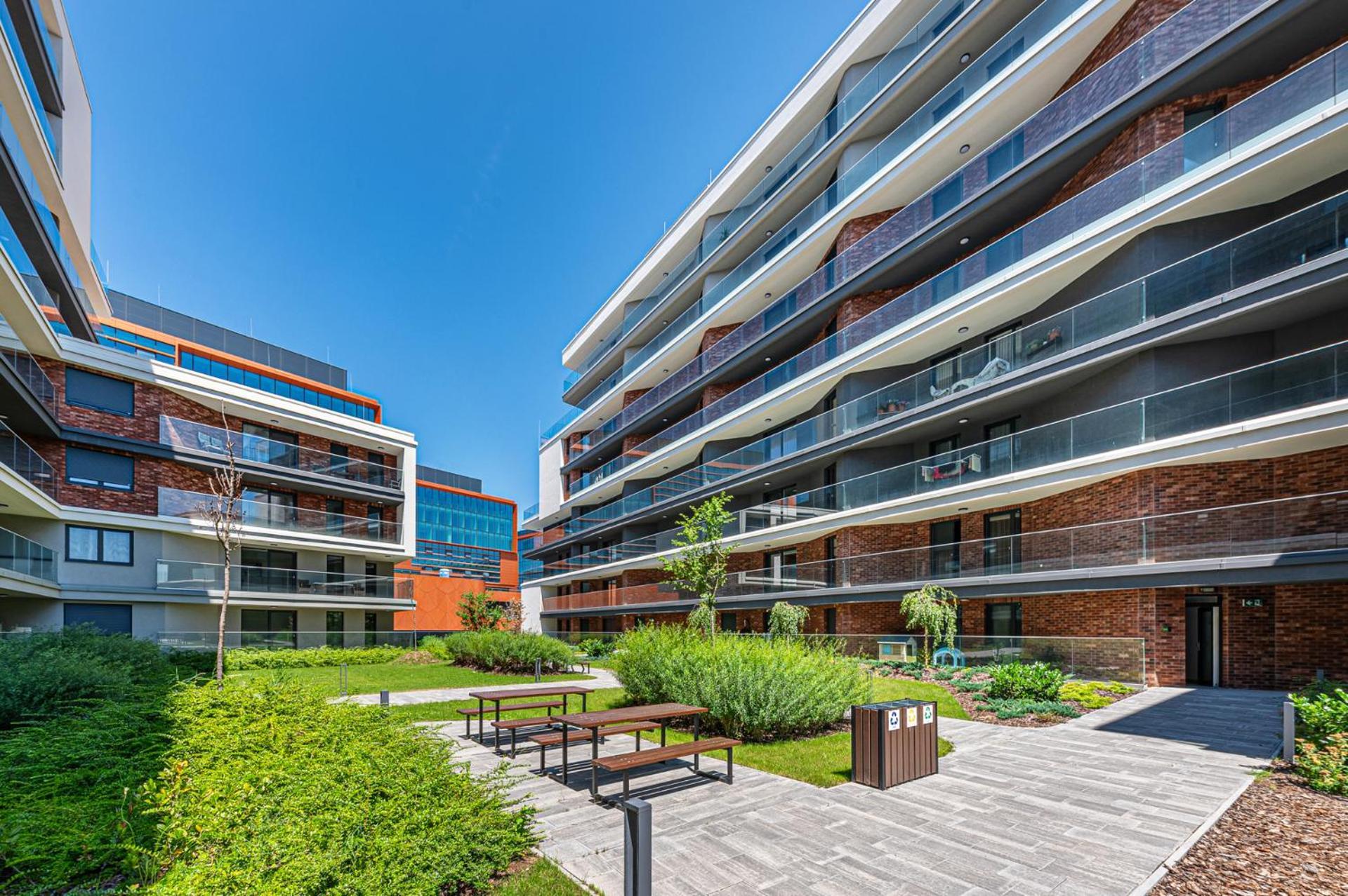 Apartment Zenit Sunrise Oasis With Terrace & Garage Parking