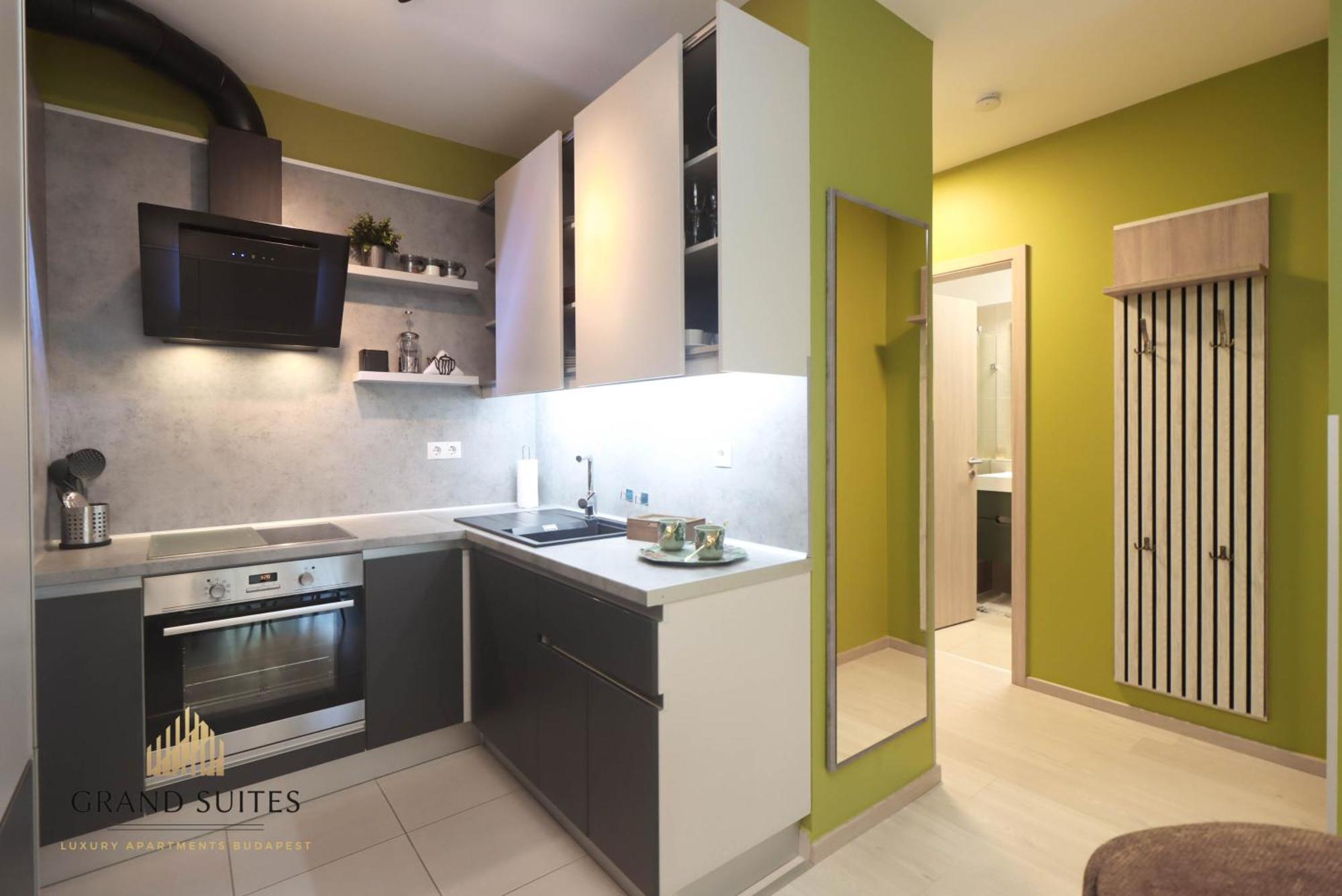 Grand Corvin Apartament