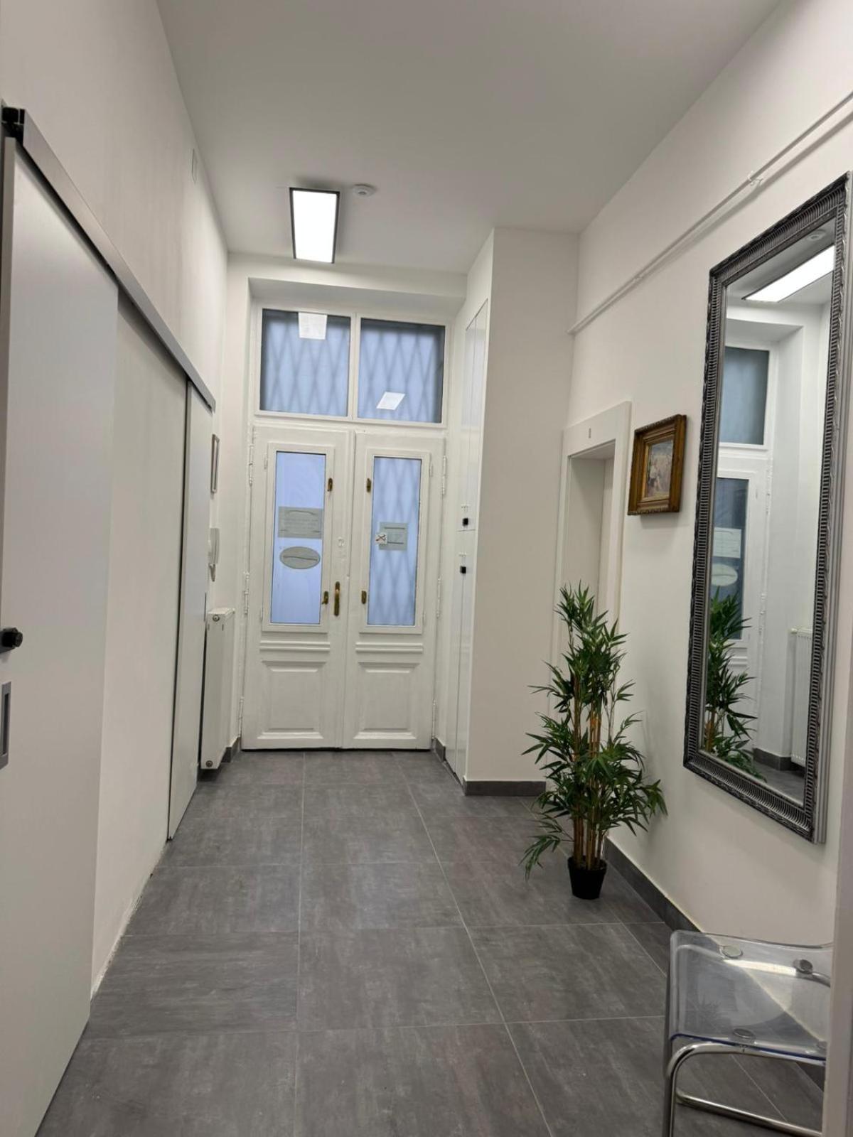 Diamond Apartments Near Gozsdu Udvar *