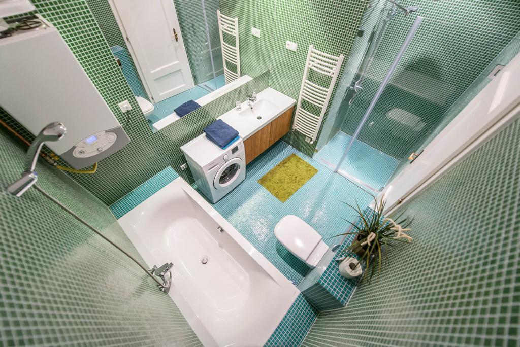 Oasis Paulay Ede Street Budapest