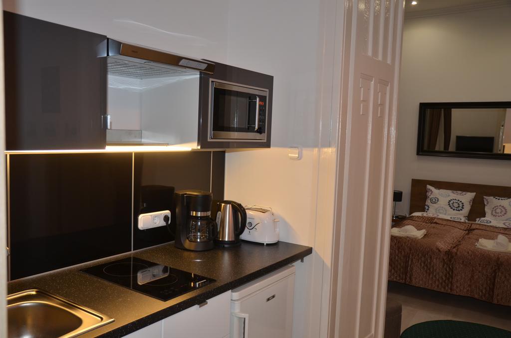 Vaci Street Downtown Apartment