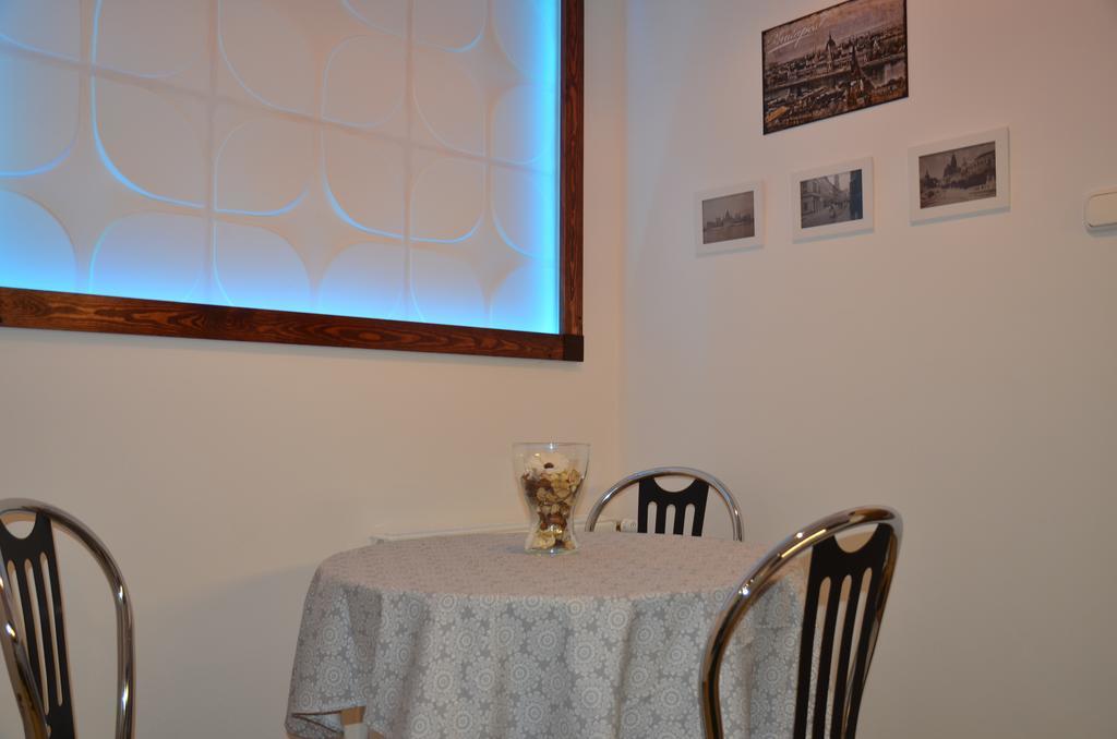 Vaci Street Downtown Apartment *