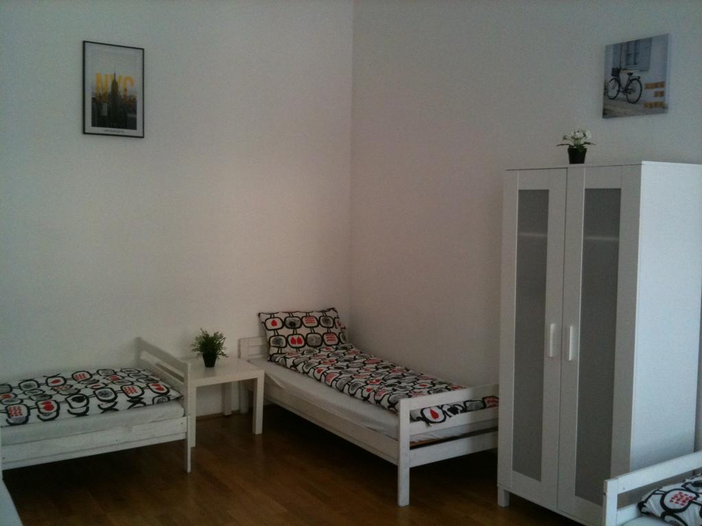 Caterina Private And Hostal