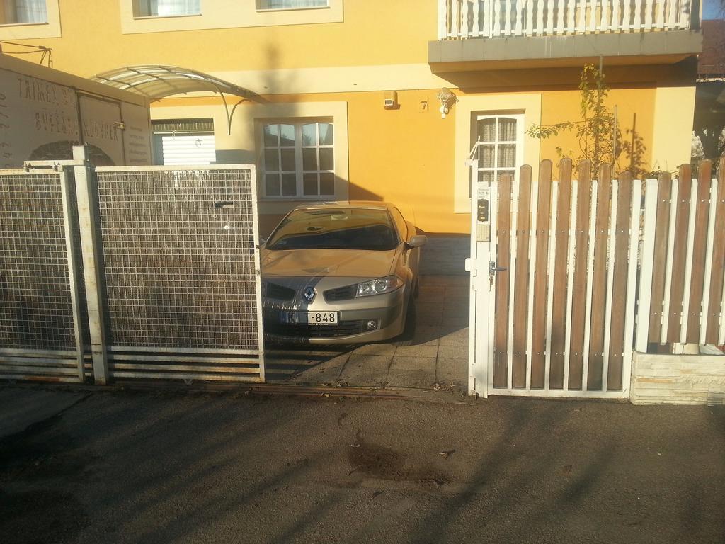 Patricia With Garden Appartement Boedapest
