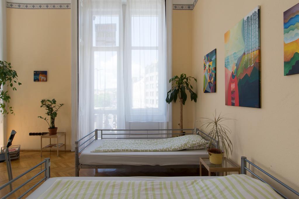 Hostal Activity Budapest