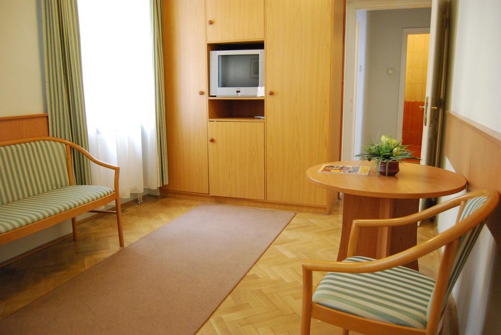 Peregrinus Hotel