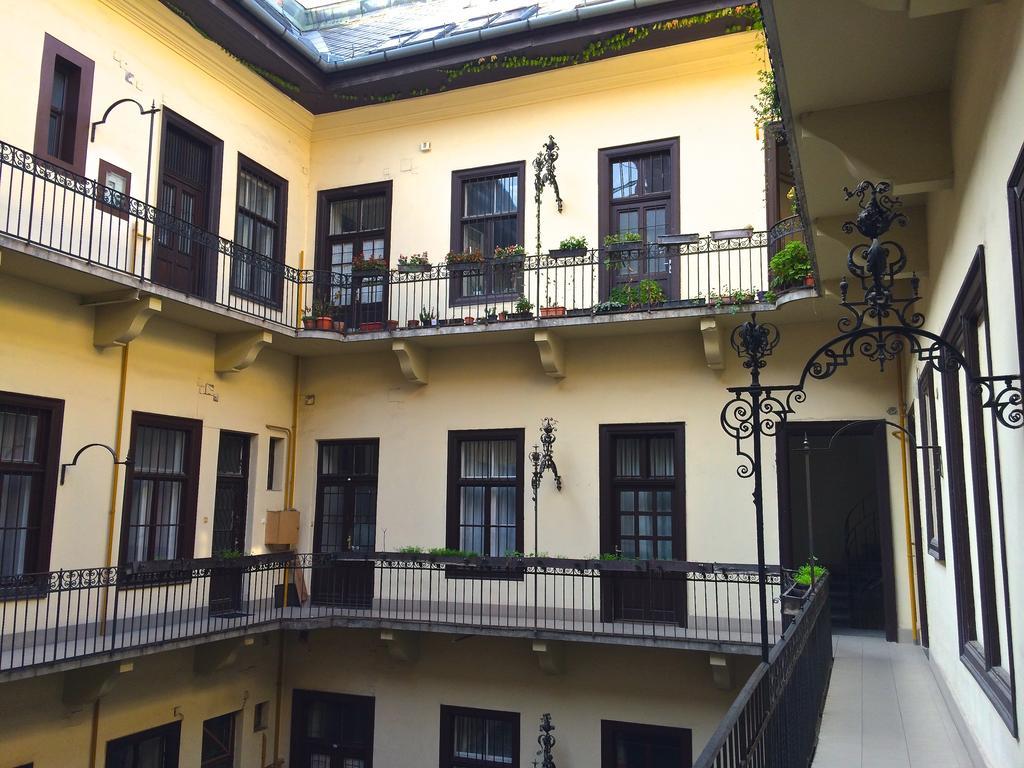 Hello Downtown - Eiffel Appartement Budapest