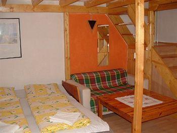 1st Hotel 2*