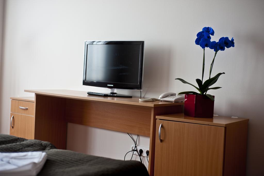Canada 3* Budapest