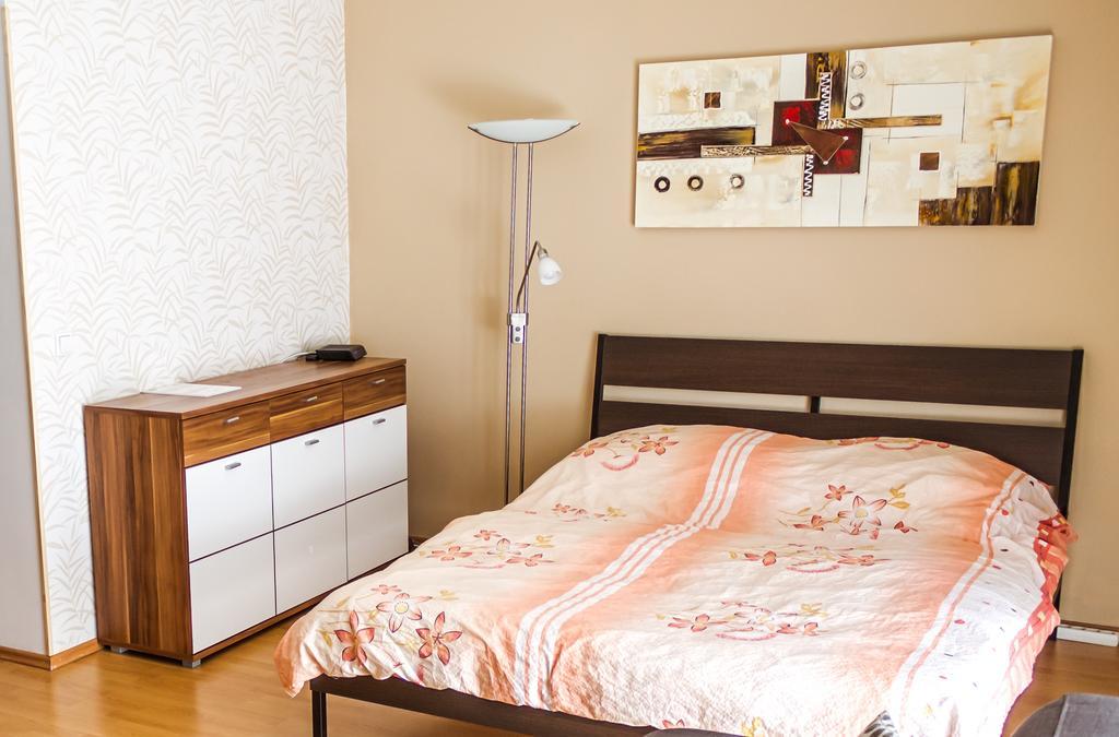 Dnd, Kun Apartments, Keleti Railway Station Aparthotel 3*