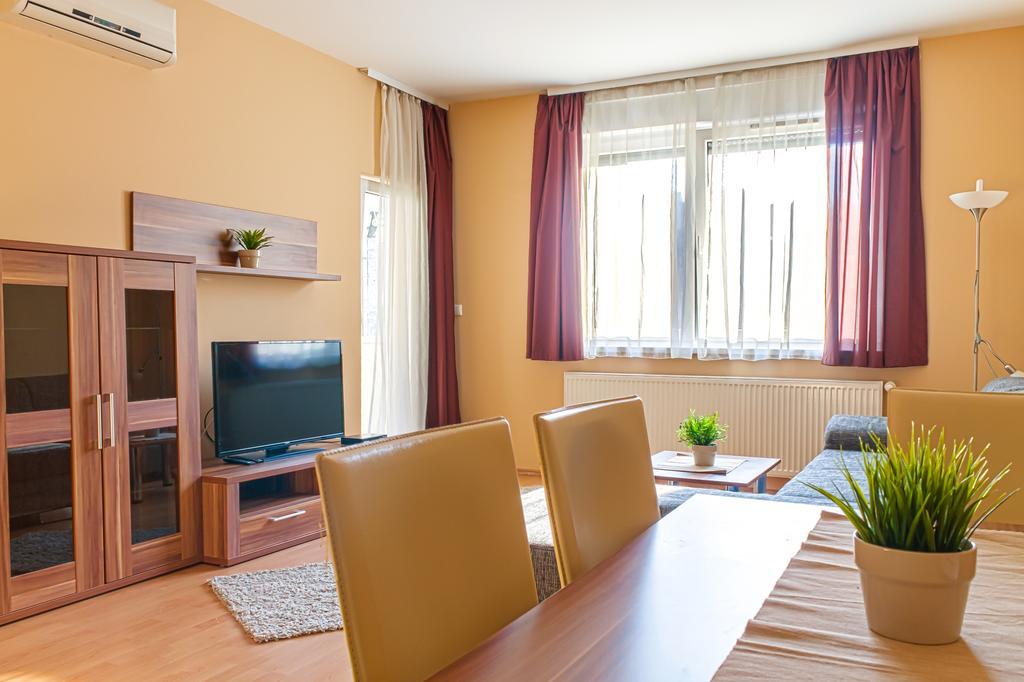 Dnd, Kun Apartments, Keleti Railway Station 3* Budapest