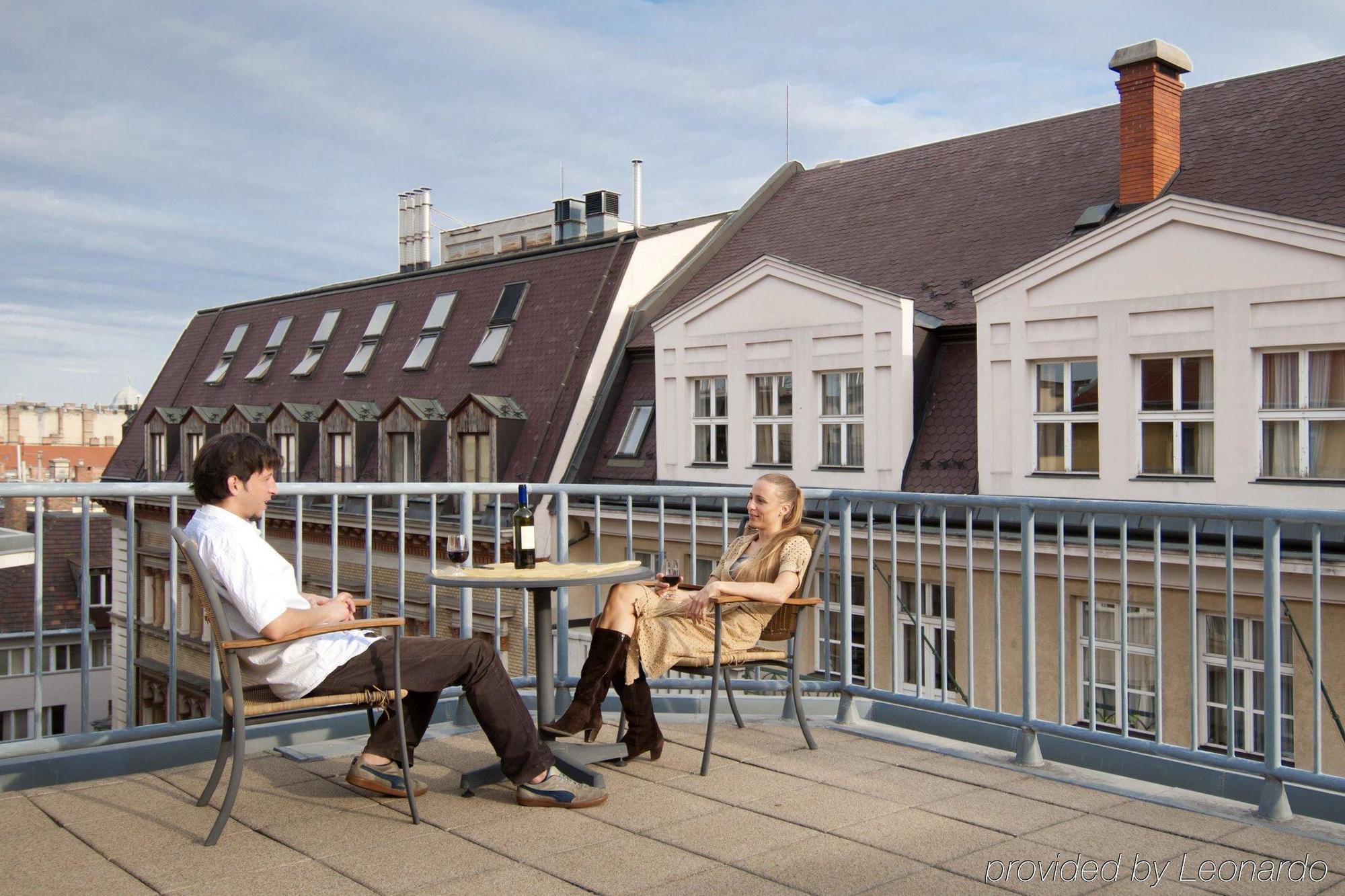 Starlight Hotel 4*