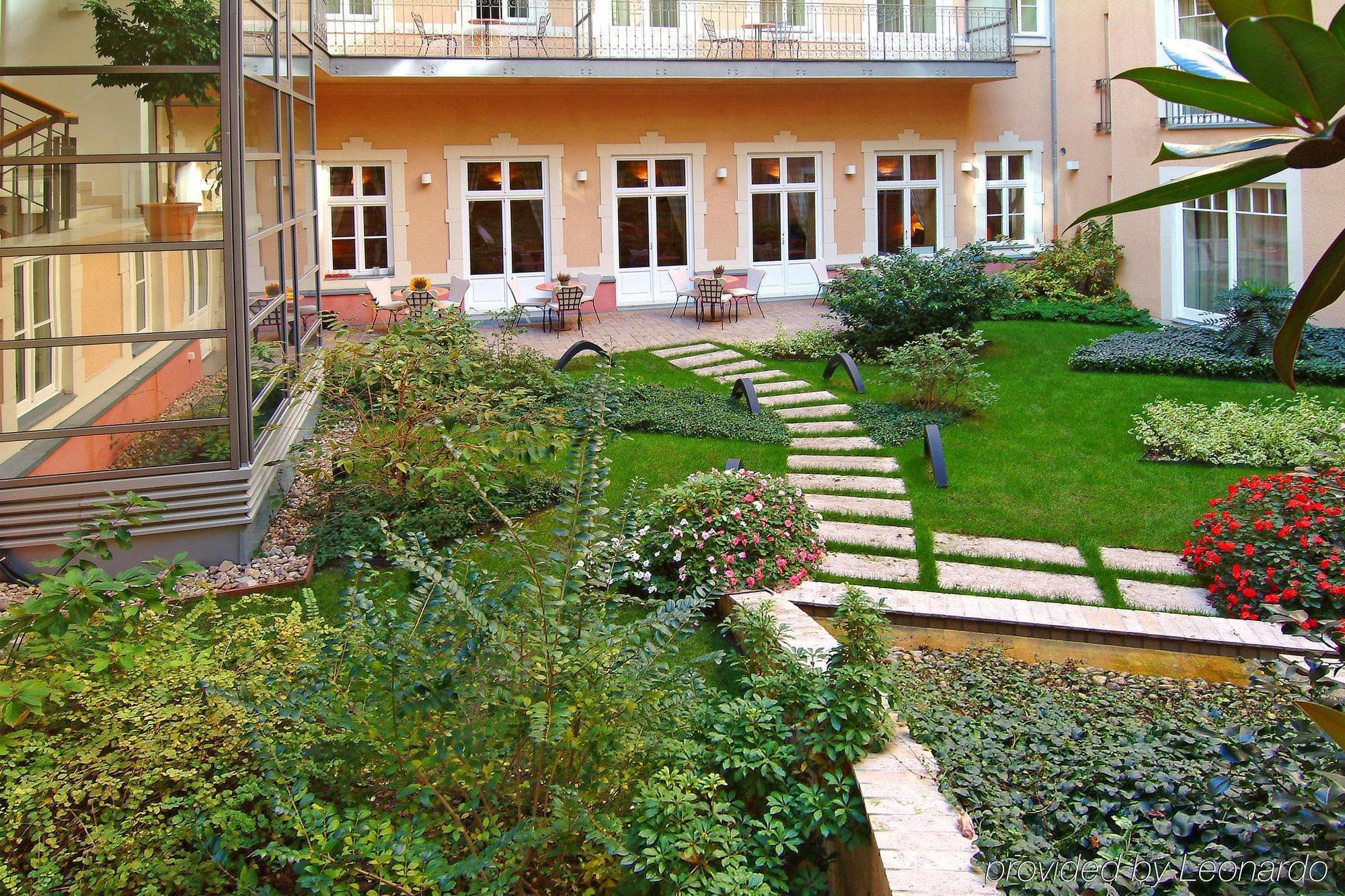 Mamaison Izabella Budapest