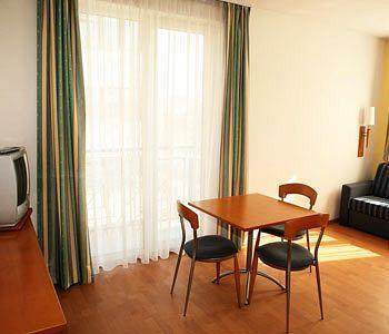 Veritas Hotel 3*
