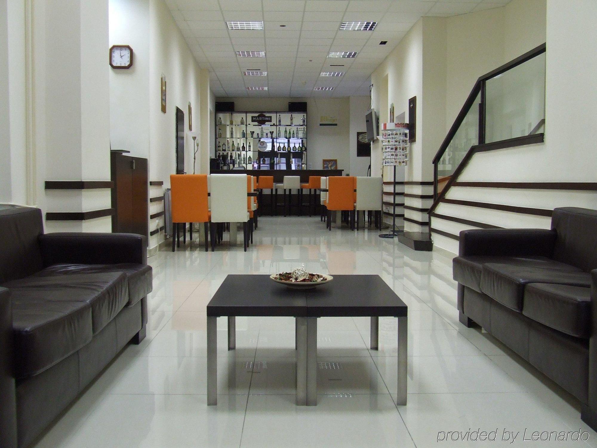 Equity Point Hostal *