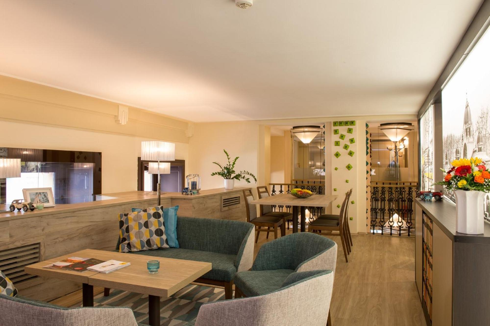 Three Corners Art Hotel 3*
