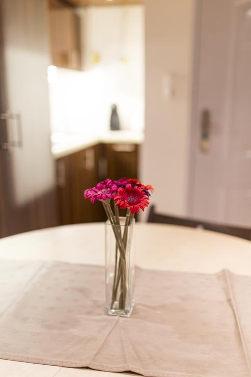 Elisabeth Bridge Apartmans *