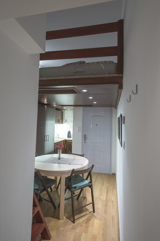 Elisabeth Bridge Apartmans *