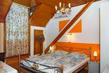Mohacsi Guest house