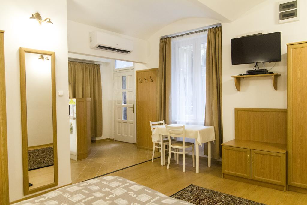 Authentic Grand Boulevard Apartamento