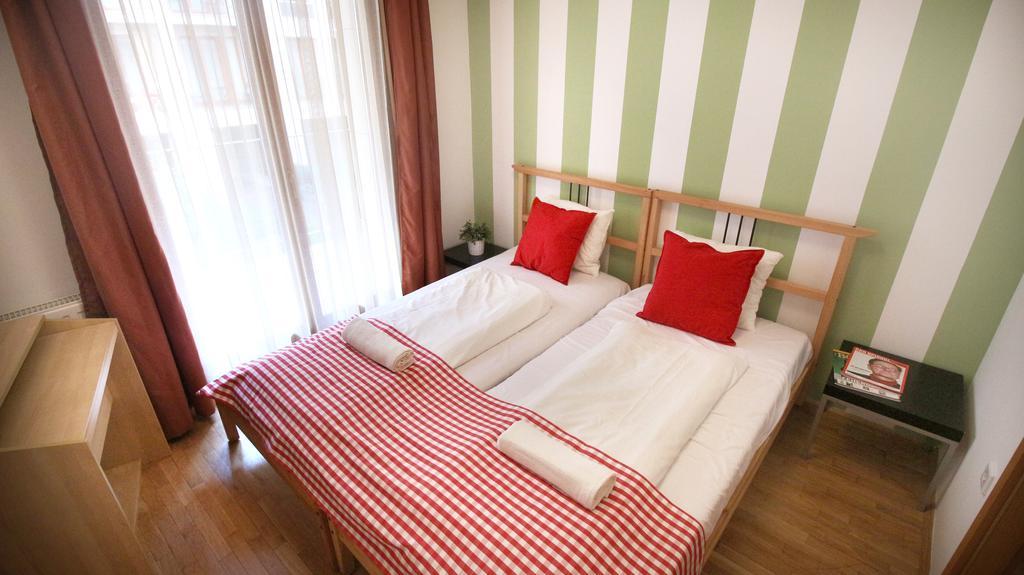 Hotel Easy Star 3*