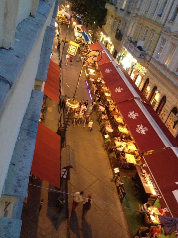 Indigo With Free Parking Budapest